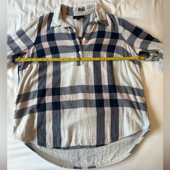 Large Plaid 3/4 sleeve Quarter button up oversized long sleeve - Picture 8 of 10